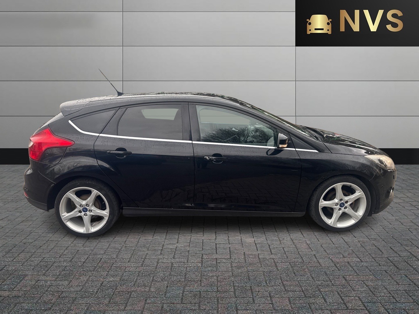 Used Ford Focus 2011 for sale - 77431364: Photo 8