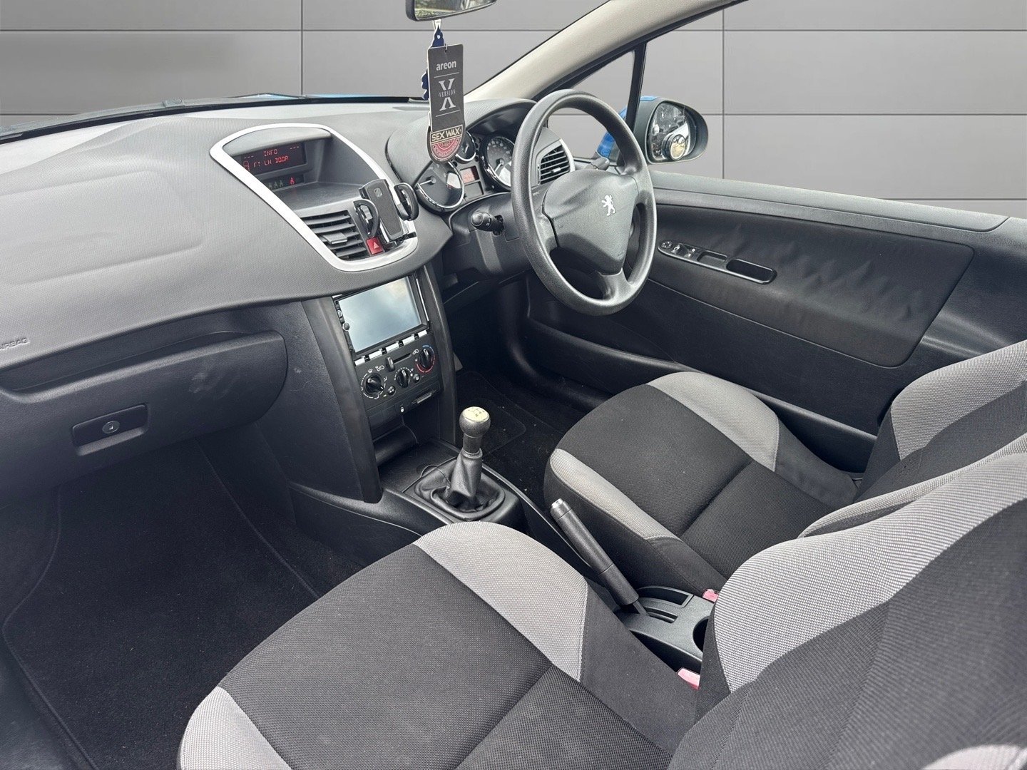 Used Peugeot 207 2006 for sale - 77474803: Photo 12