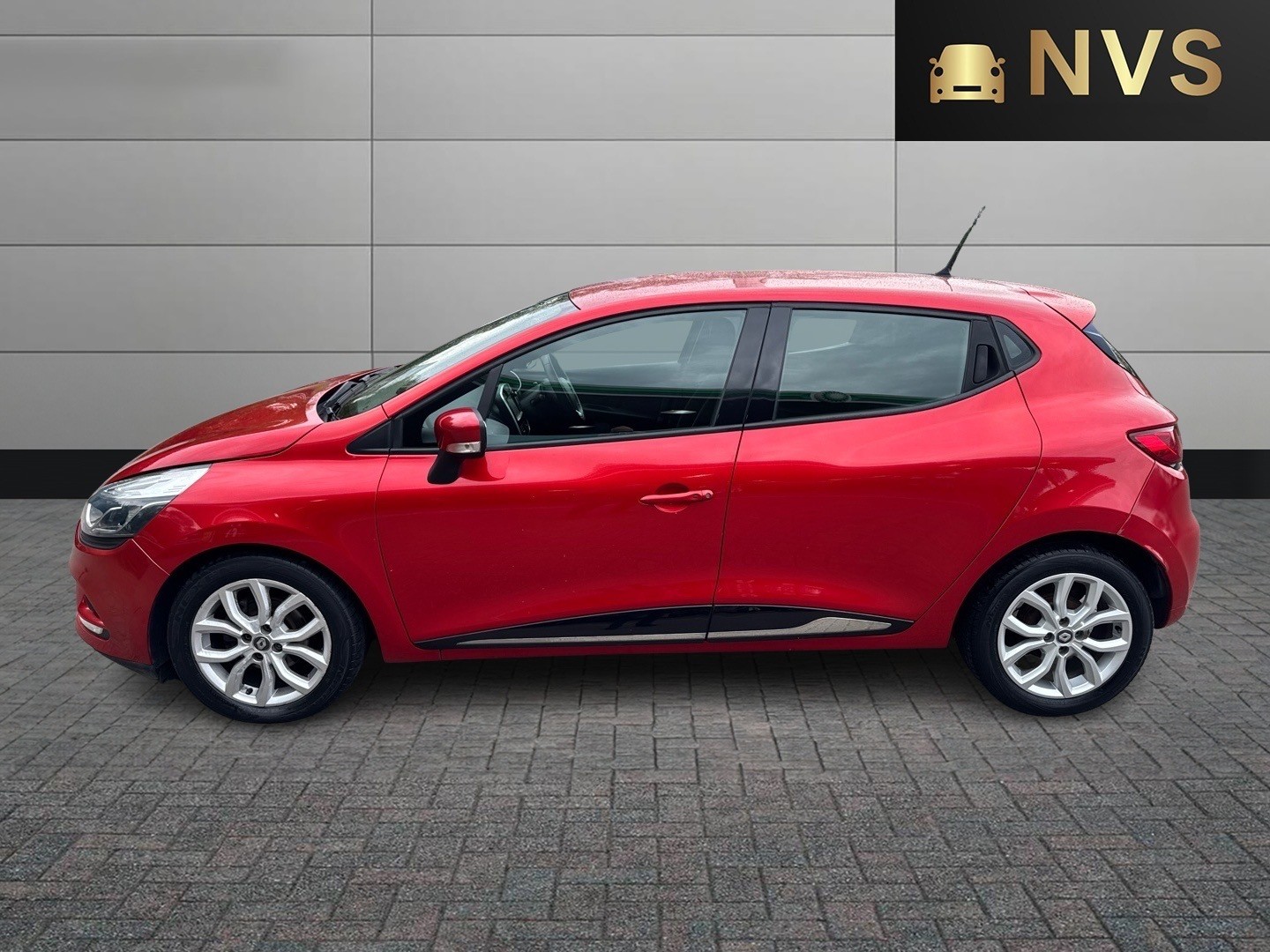 Used Renault Clio 2017 for sale - 76142531: Photo 4