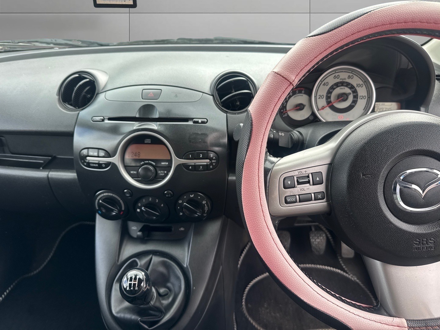 Used Mazda Mazda2 2009 for sale - 78077864: Photo 10