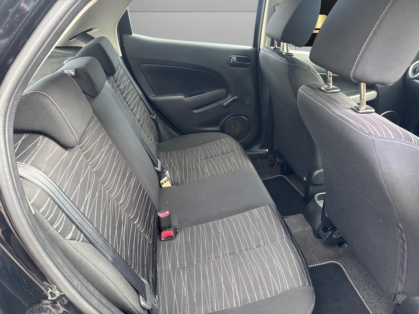 Used Mazda Mazda2 2009 for sale - 78077864: Photo 11