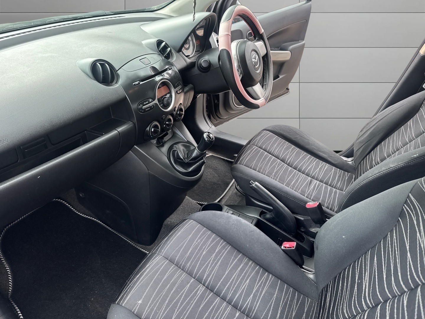 Used Mazda Mazda2 2009 for sale - 78077864: Photo 12