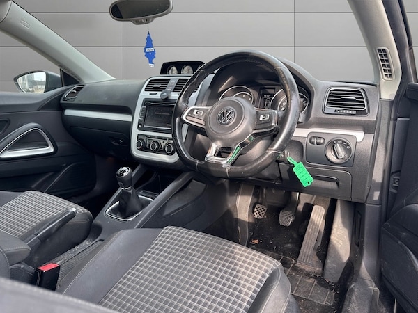 Used Volkswagen Scirocco 2015 for sale - 74093648: Photo 5