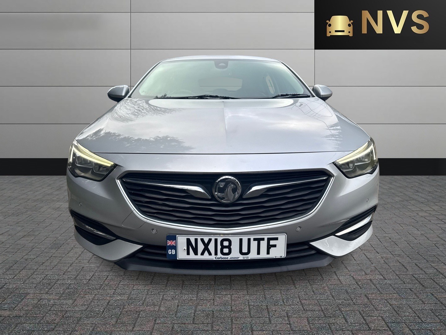 Used Vauxhall Insignia 2018 for sale - 77656170: Photo 2