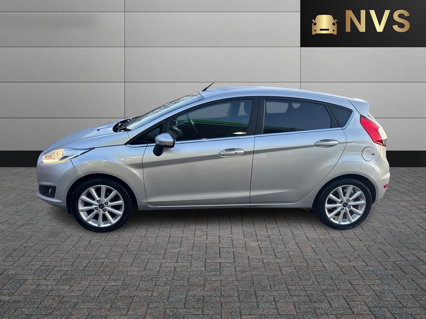Used Ford Fiesta 2017 for sale - 76662748: Photo 4