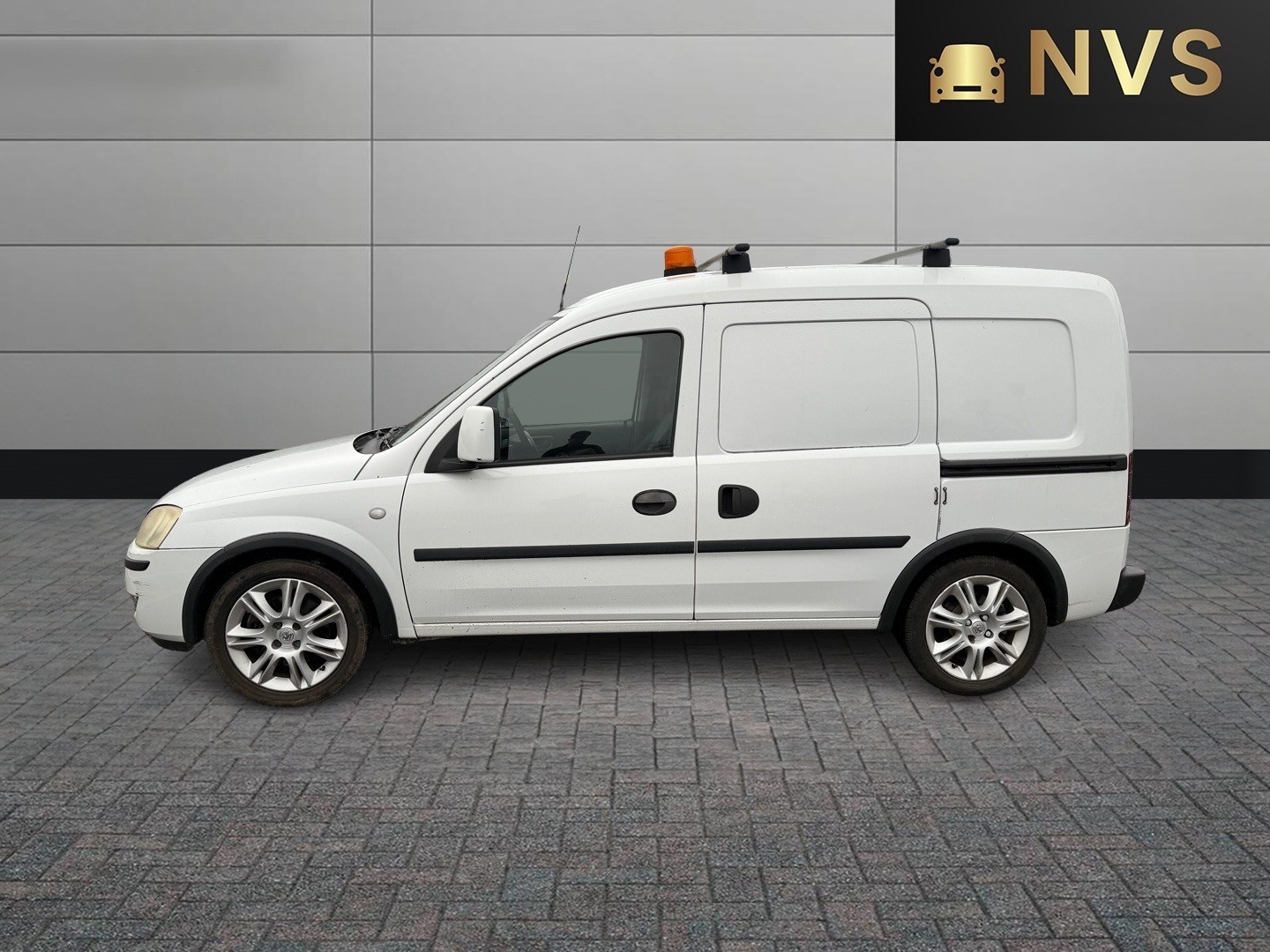 Used Vauxhall Combo 2011 for sale - 77342645: Photo 4