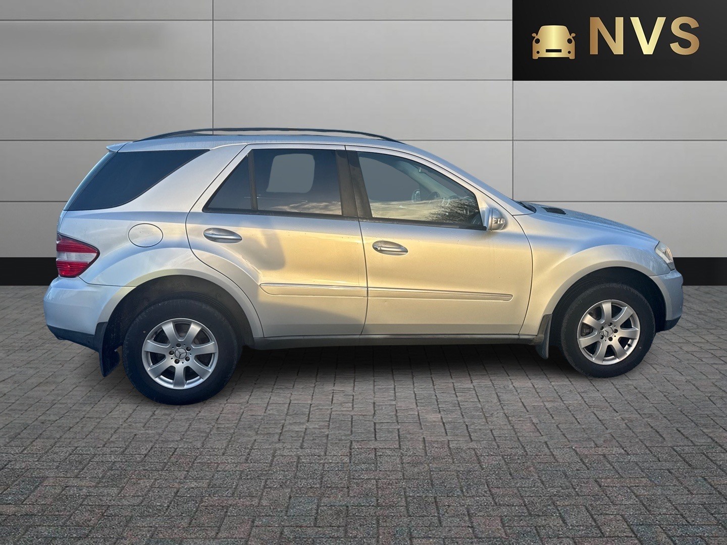 Used Mercedes-Benz M Class 2007 for sale - 76741341: Photo 8