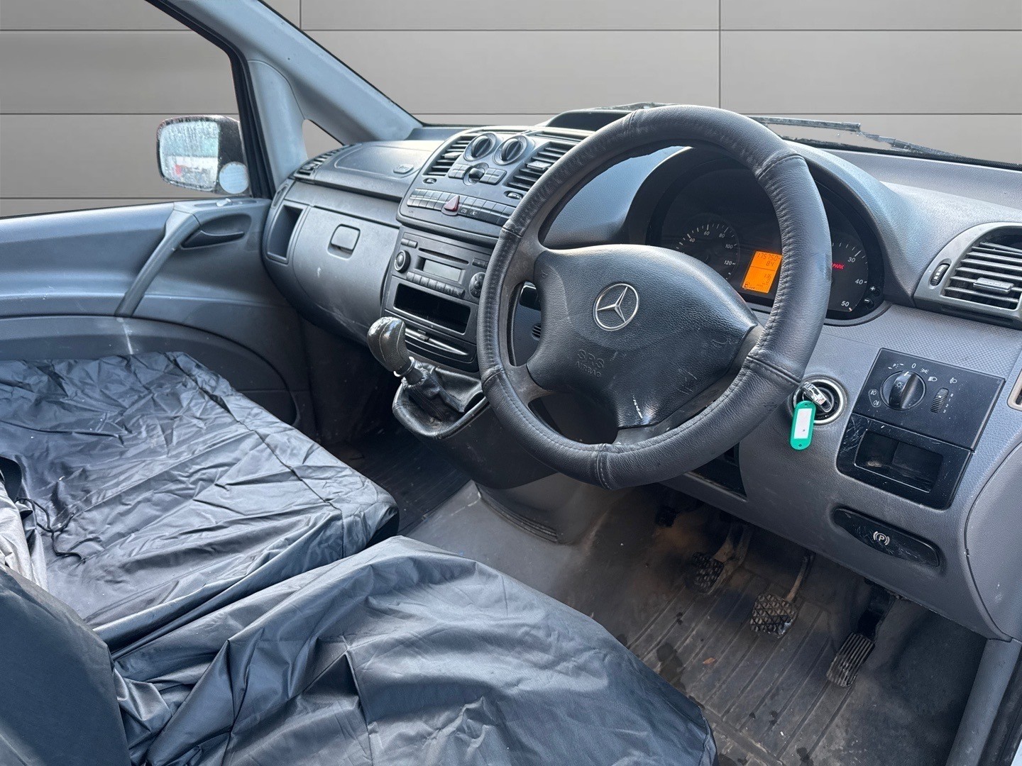 Used Mercedes-Benz Vito 2010 for sale - 77233768: Photo 9