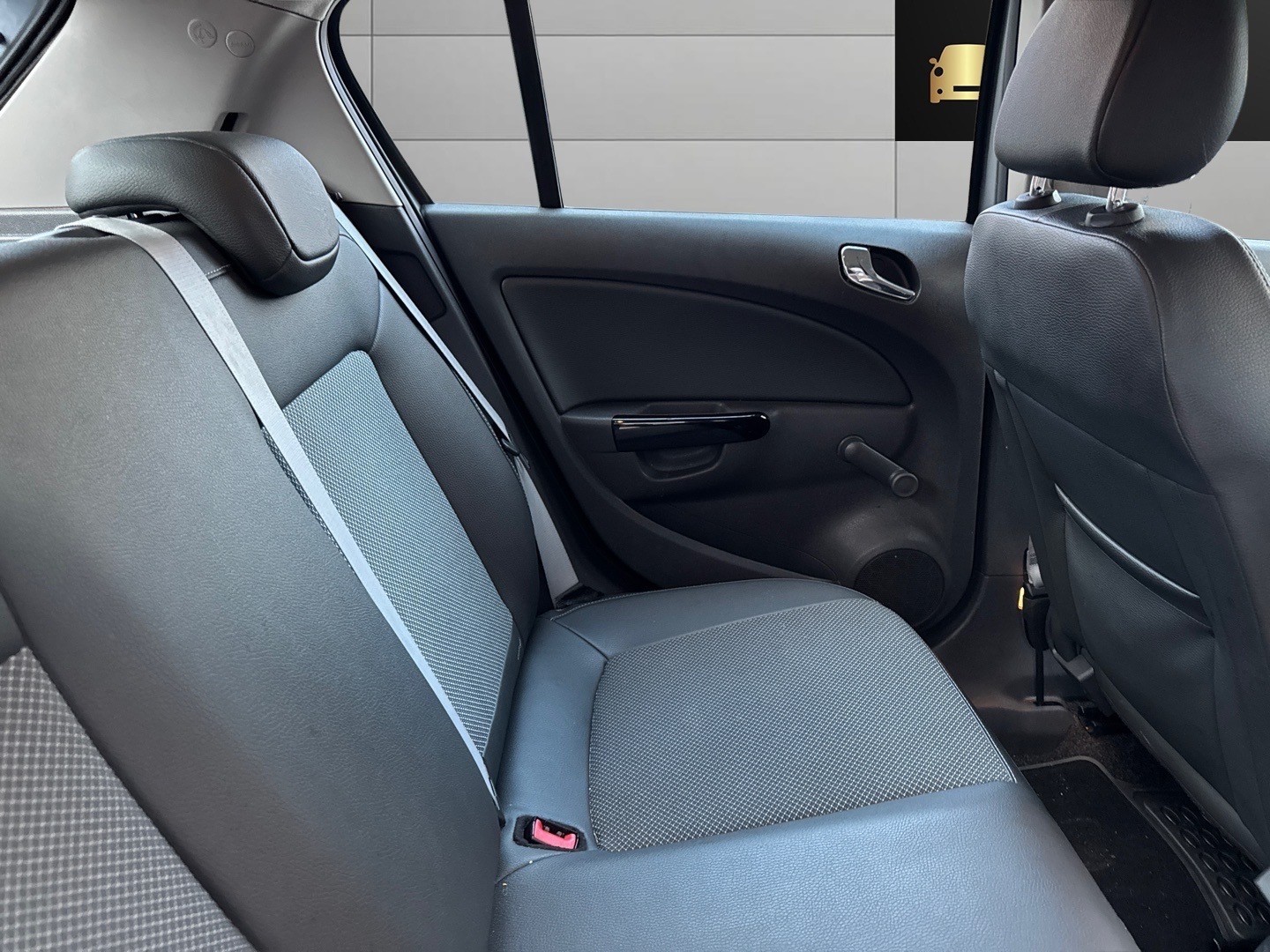 Used Vauxhall Corsa 2009 for sale - 77830131: Photo 11