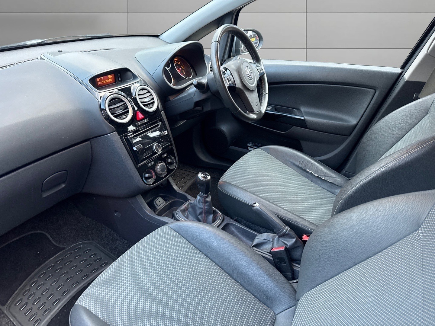 Used Vauxhall Corsa 2009 for sale - 77830131: Photo 12