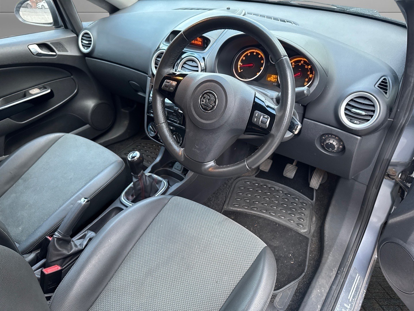 Used Vauxhall Corsa 2009 for sale - 77830131: Photo 9