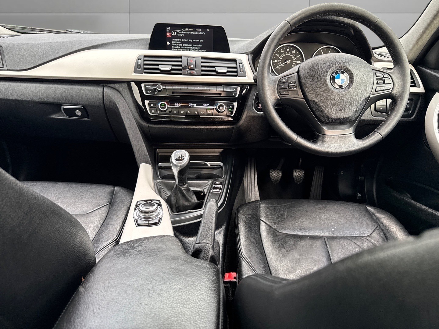 Used BMW 3 Series 2015 for sale - 76706139: Photo 10