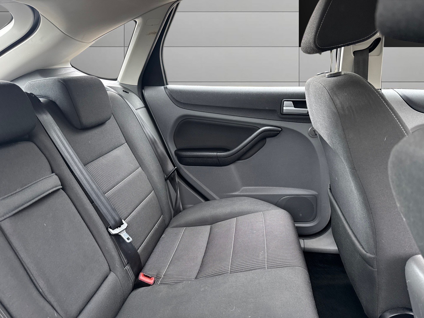 Used Ford Focus 2009 for sale - 78176061: Photo 11