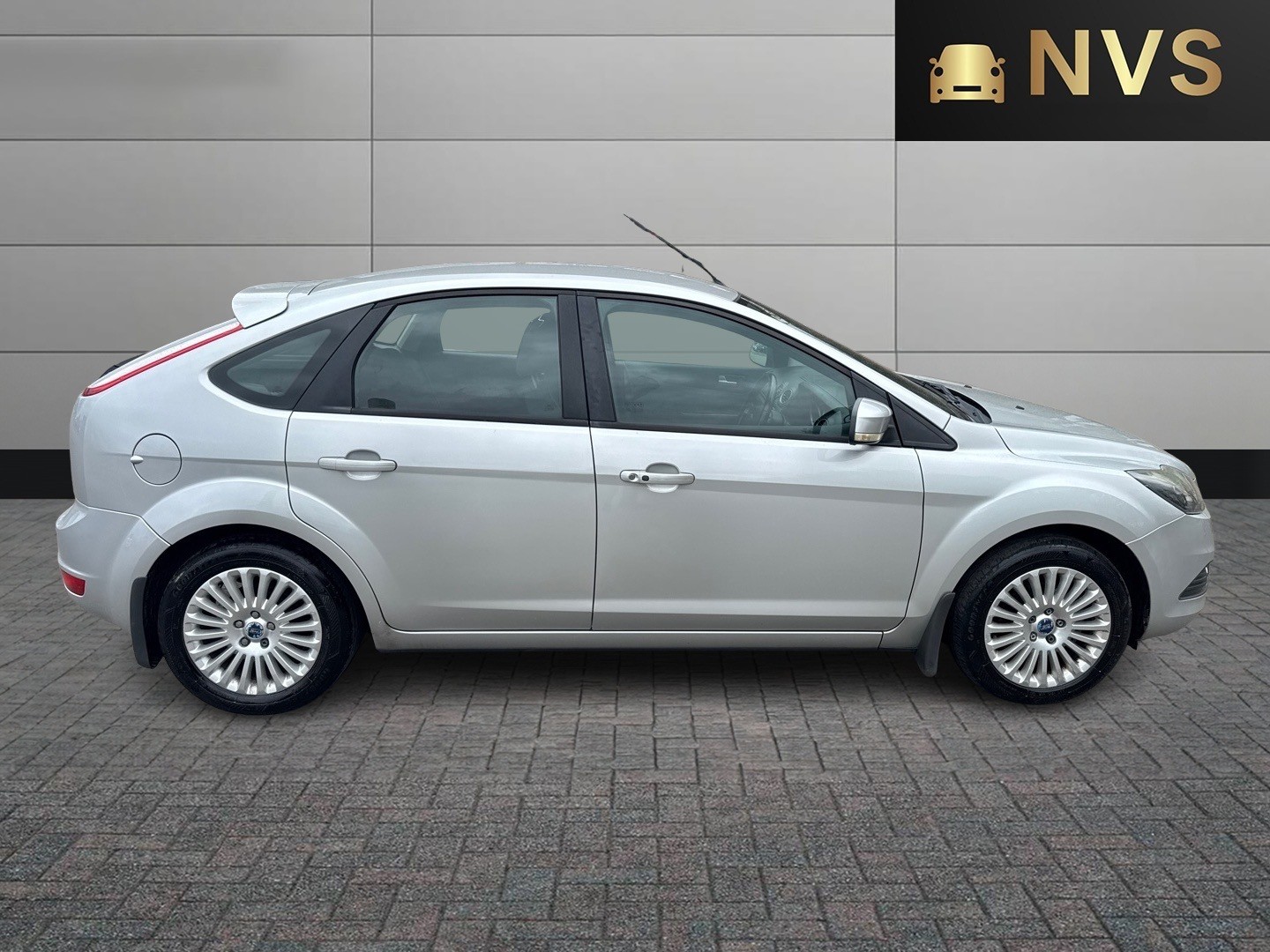 Used Ford Focus 2009 for sale - 78176061: Photo 8