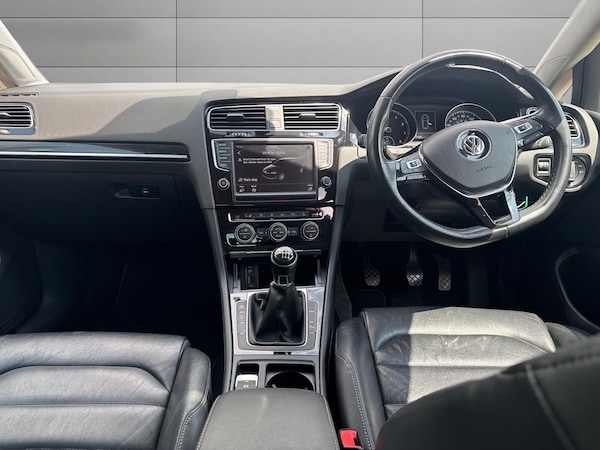 Used Volkswagen Golf 2015 for sale - 74949515: Photo 10