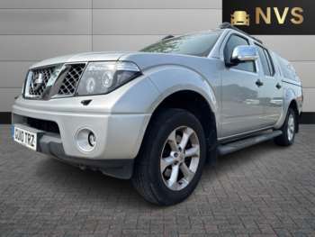 Used Nissan Navara 2010 for sale - 75025884: Photo