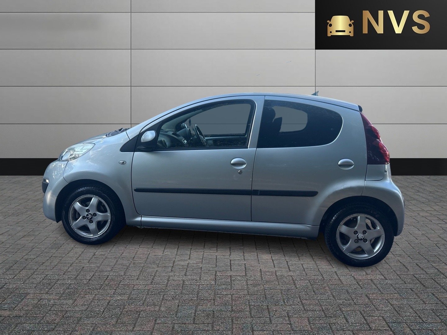 Used Peugeot 107 2013 for sale - 76931418: Photo 4