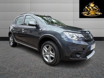 Used Dacia Sandero Stepway 2017 for sale - 79819558: Photo