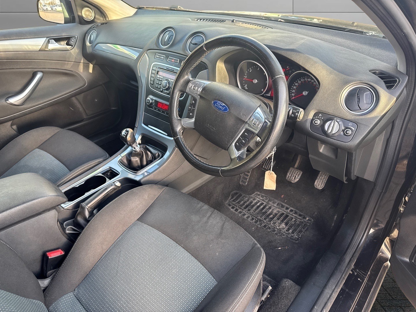 Used Ford Mondeo 2011 for sale - 77052261: Photo 9