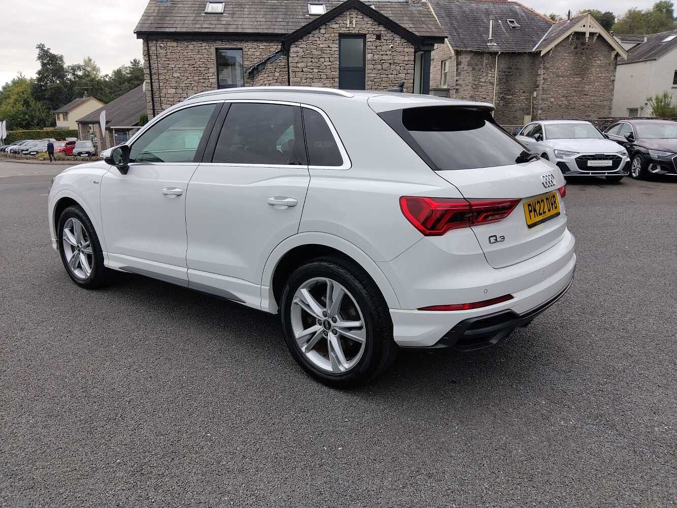 Used Audi Q3 2022 for sale - 76675596: Photo 3