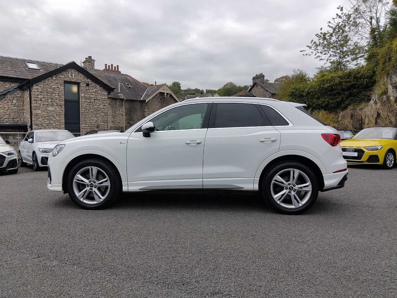 Used Audi Q3 2022 for sale - 76675596: Photo 4