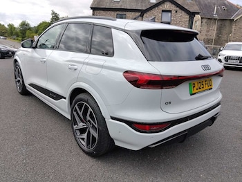 Used Audi Q6 e-tron 2025 for sale - 77023245: Photo