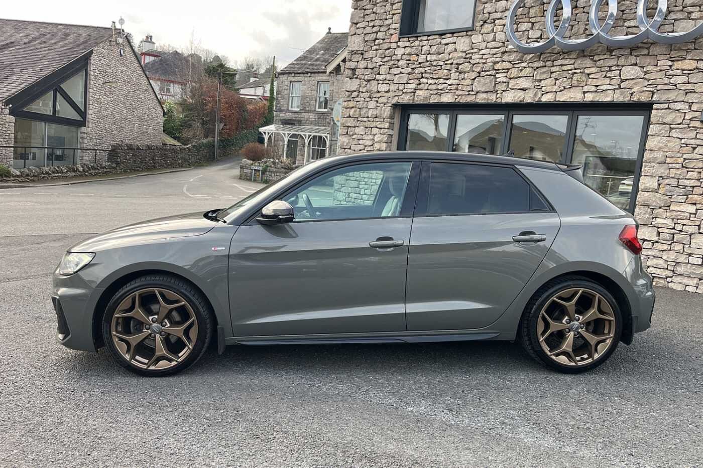 Used Audi A1 2019 for sale - 77775089: Photo 4