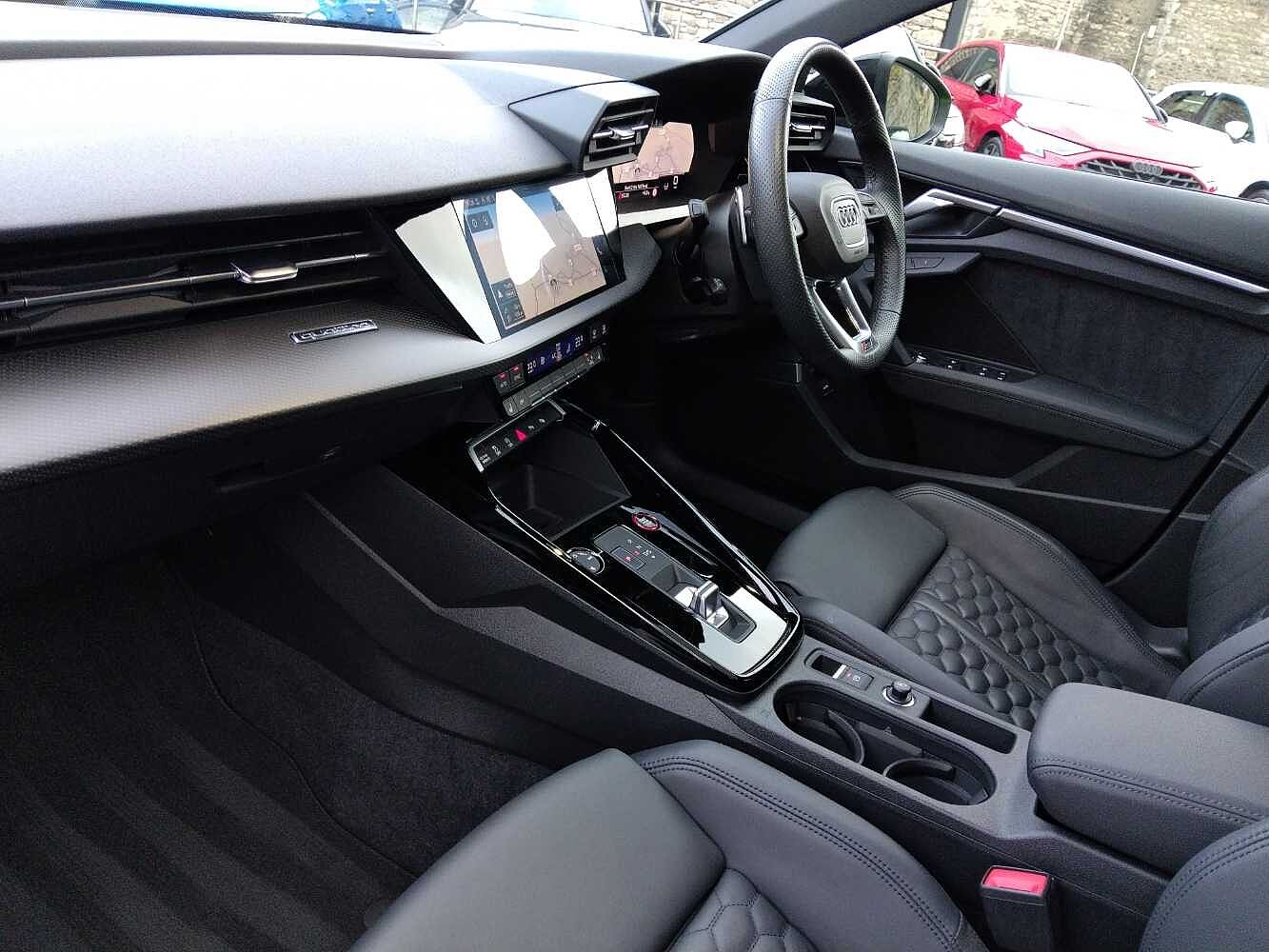 Used Audi RS3 2023 for sale - 77557192: Photo 2