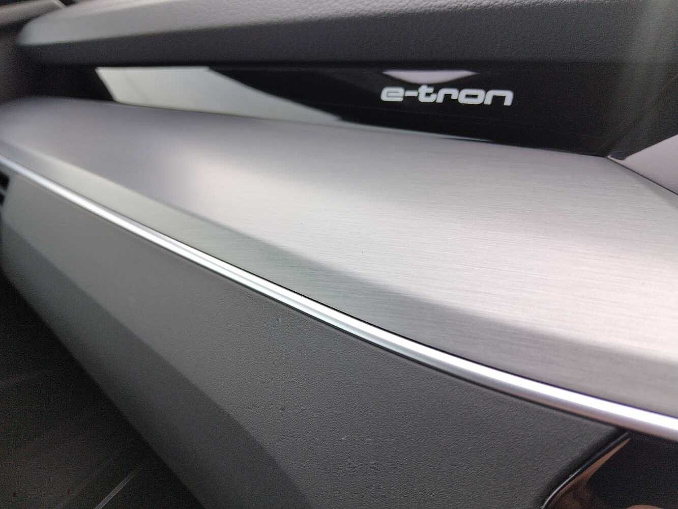 Used Audi e-tron 2020 for sale - 77845400: Photo 19