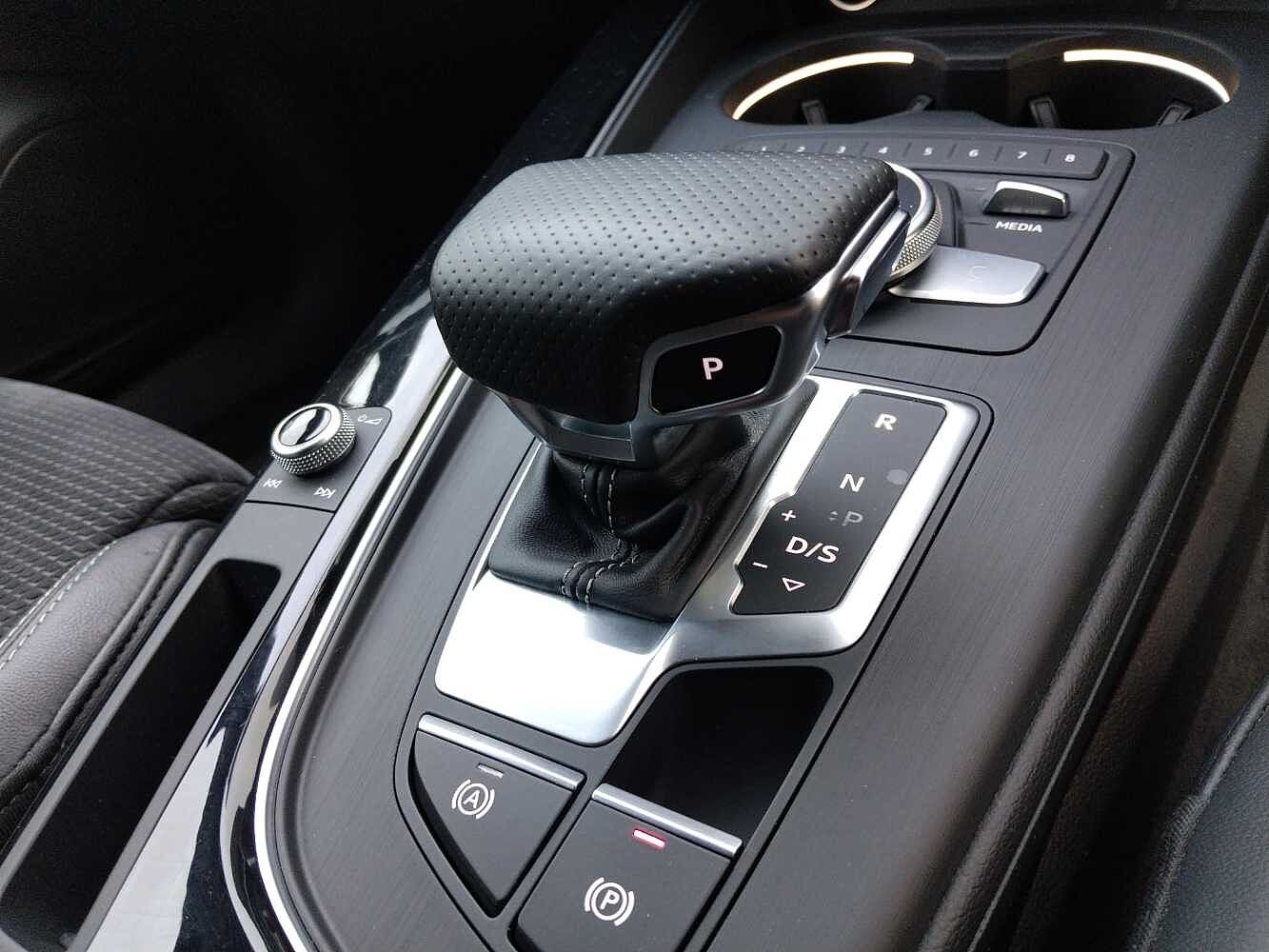 Used Audi A4 2018 for sale - 76931545: Photo 8