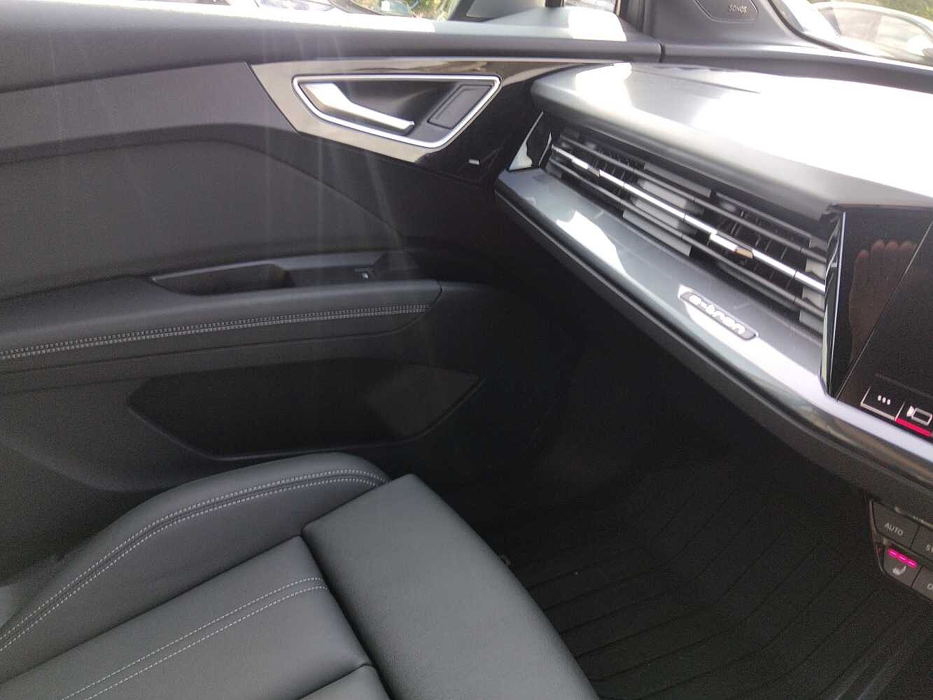 Used Audi Q4 e-tron 2025 for sale - 76680366: Photo 22