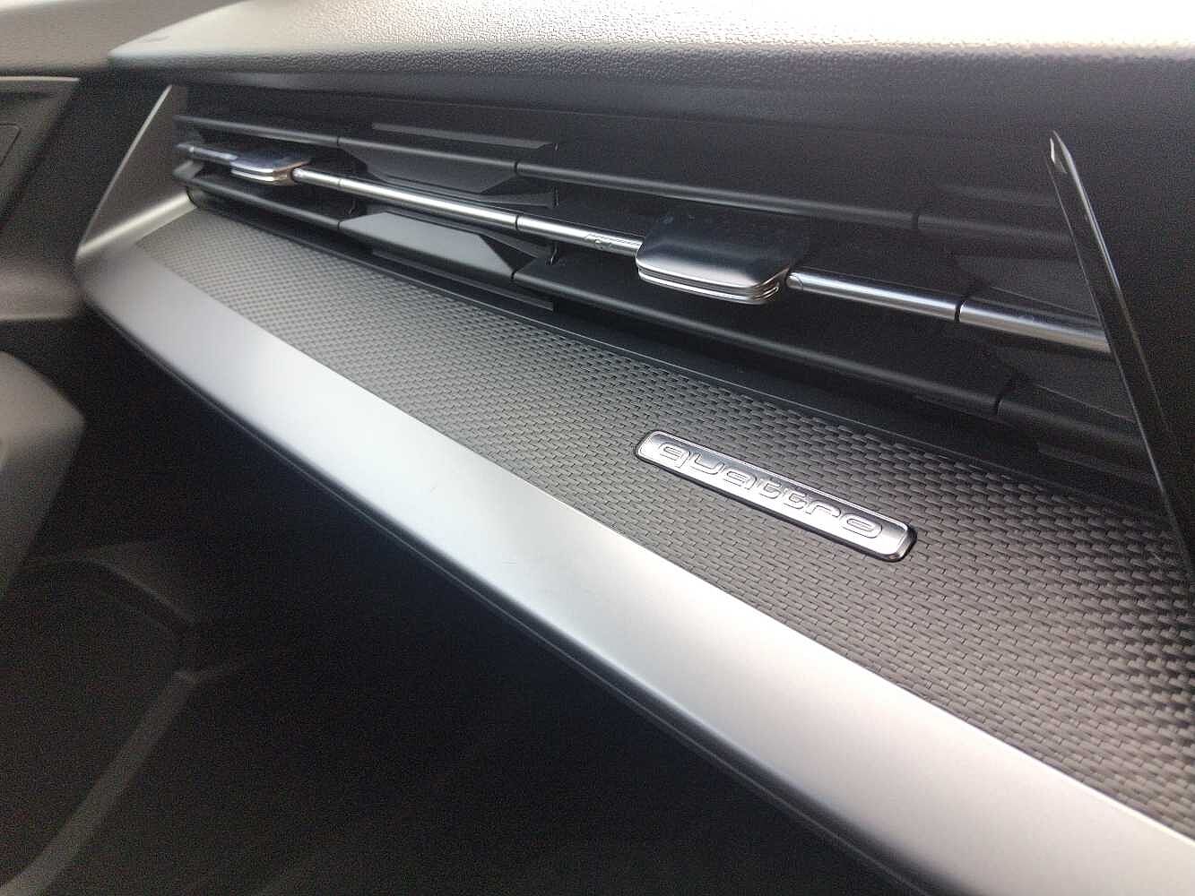 Used Audi RS3 2023 for sale - 76675563: Photo 21