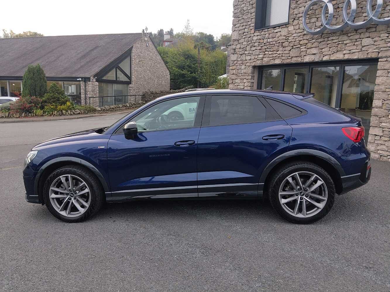 Used Audi Q3 2022 for sale - 76675354: Photo 4