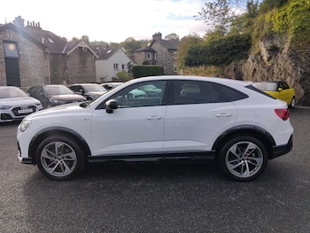 Used Audi Q3 2022 for sale - 77635444: Photo