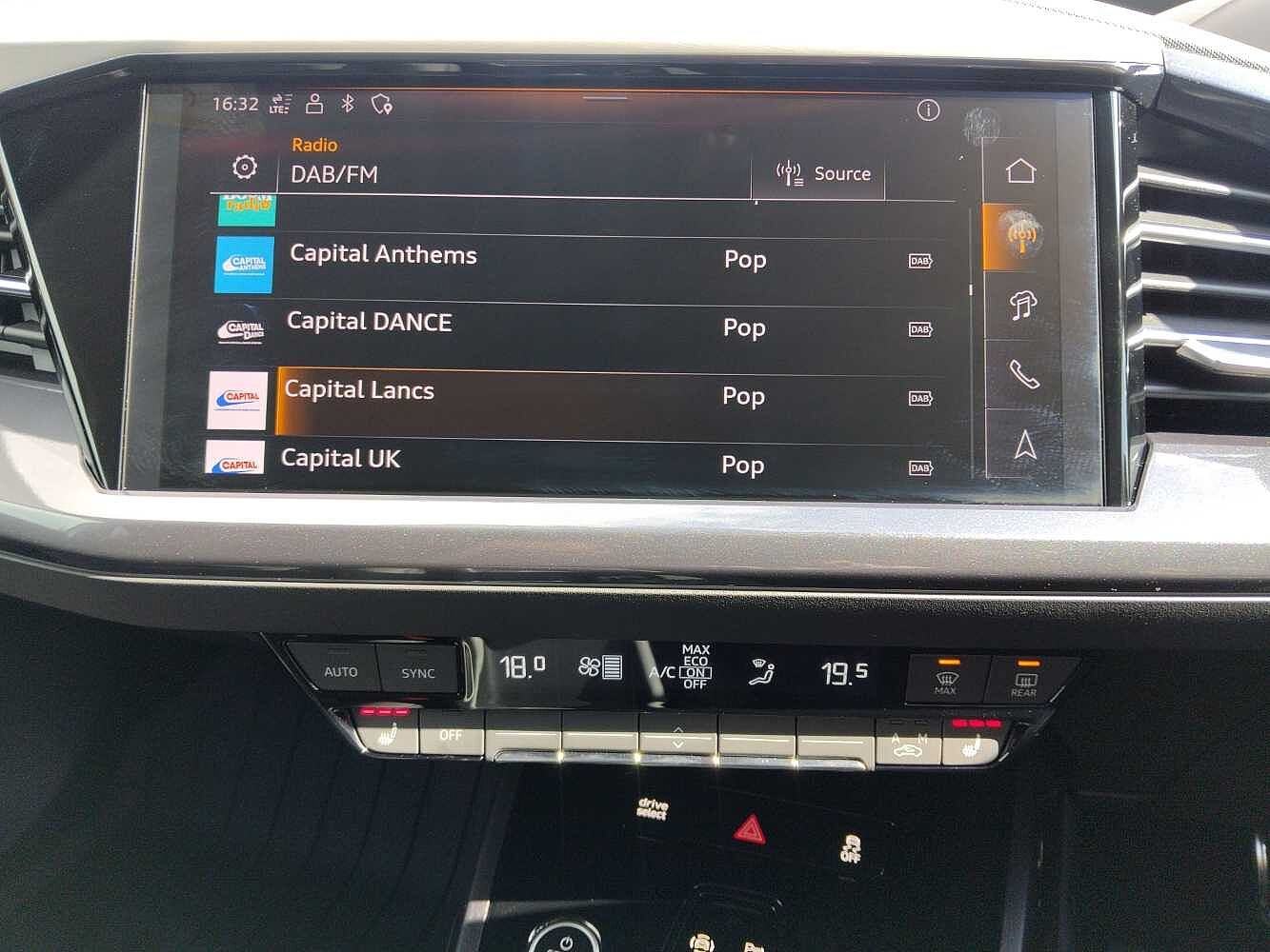 Used Audi Q4 e-tron 2025 for sale - 76680217: Photo 18