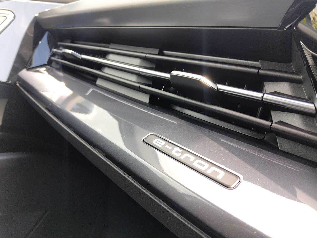 Used Audi Q4 e-tron 2025 for sale - 76680217: Photo 21