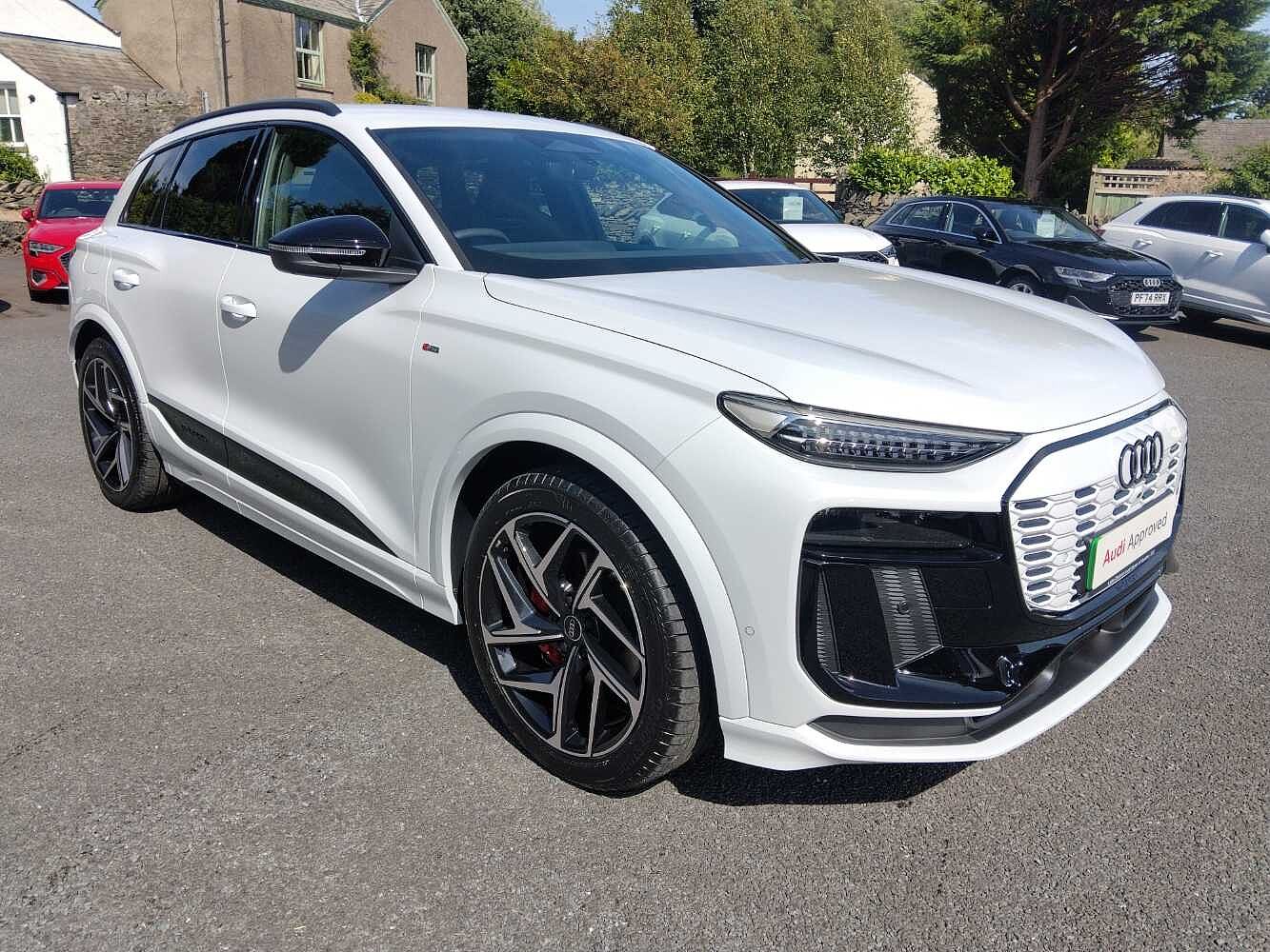 Used Audi Q6 e-tron 2025 for sale - 76680267: Photo 1