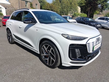Audi - Q6 e-tron