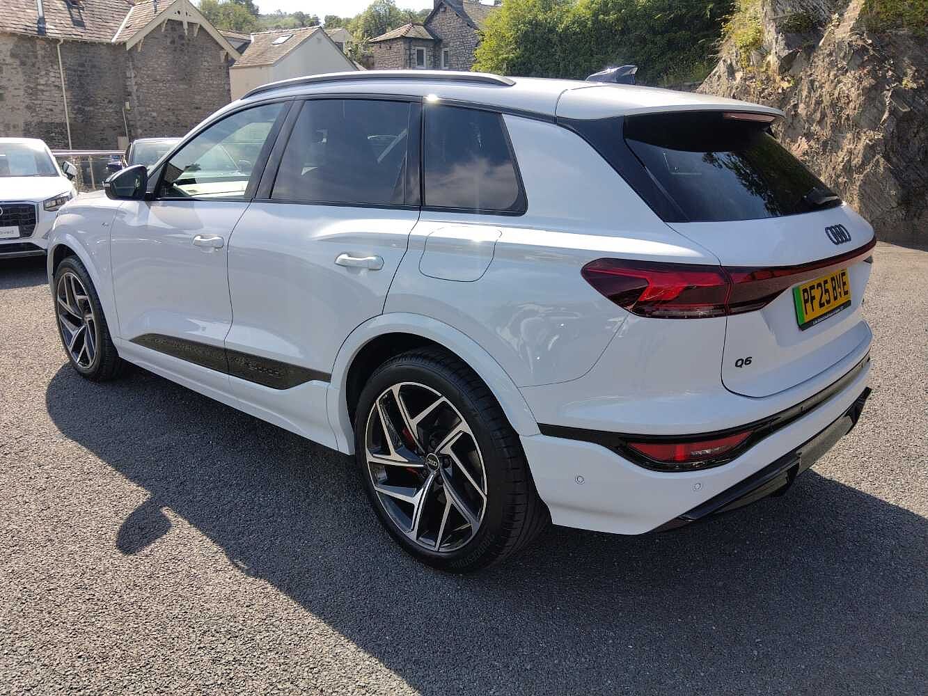 Used Audi Q6 e-tron 2025 for sale - 76680267: Photo 3