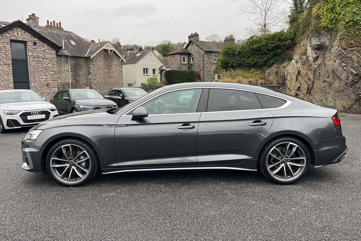 Used Audi A5 2023 for sale - 76676135: Photo 4