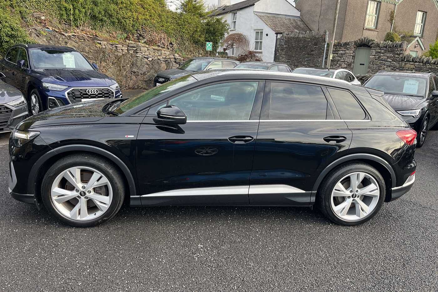 Used Audi Q4 e-tron 2021 for sale - 77551885: Photo 4