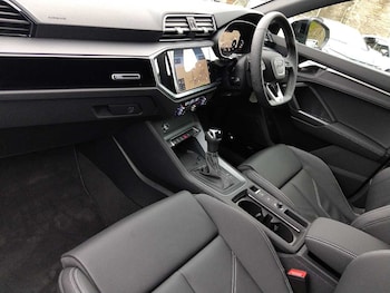 Used Audi Q3 2024 for sale - 76676963: Photo