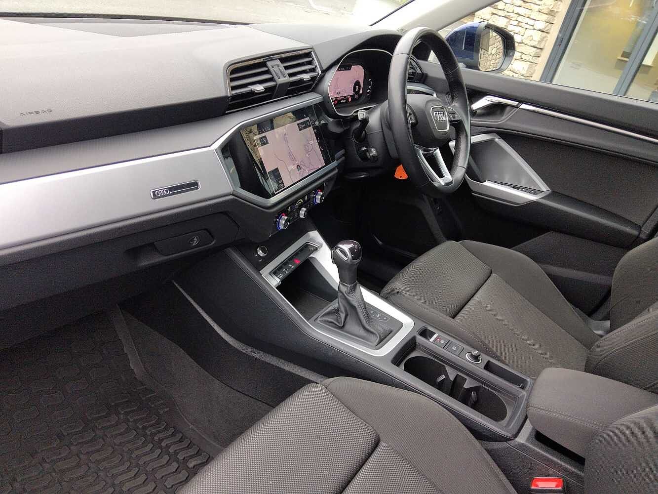 Used Audi Q3 2022 for sale - 76675195: Photo 2