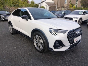 Audi - Q3