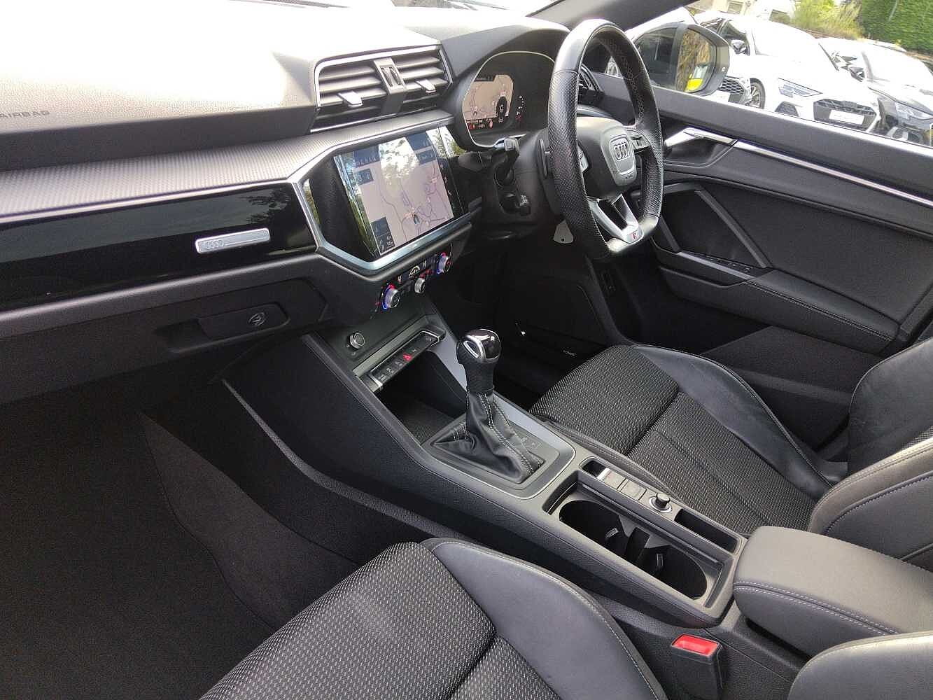 Used Audi Q3 2022 for sale - 76675422: Photo 2