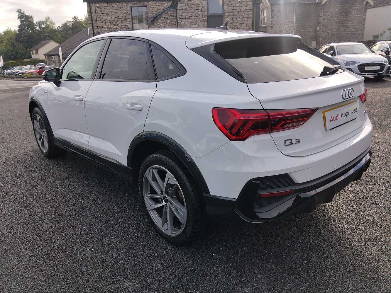 Used Audi Q3 2022 for sale - 76675422: Photo 3