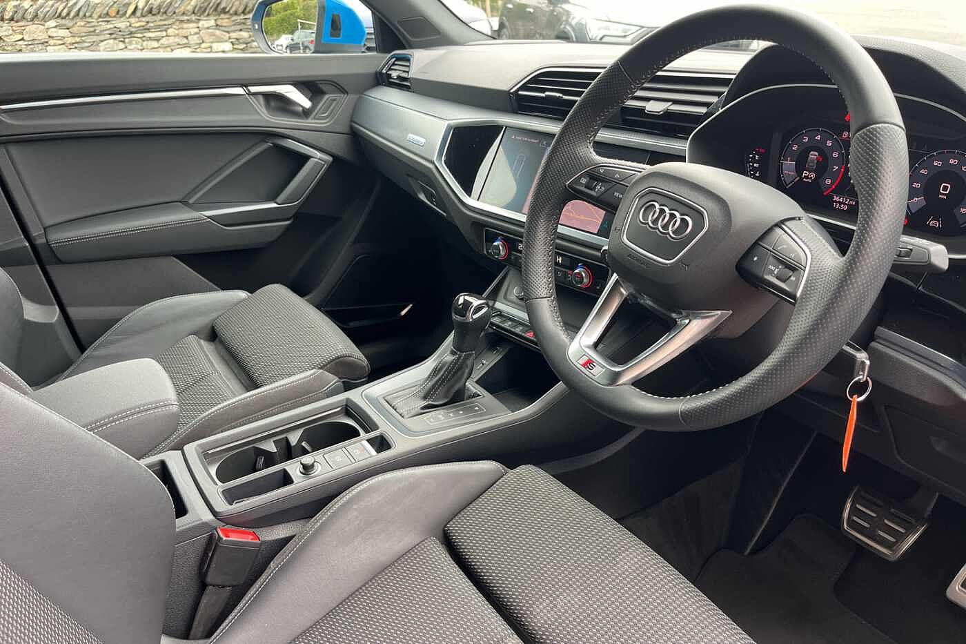 Used Audi Q3 2019 for sale - 76673434: Photo 6
