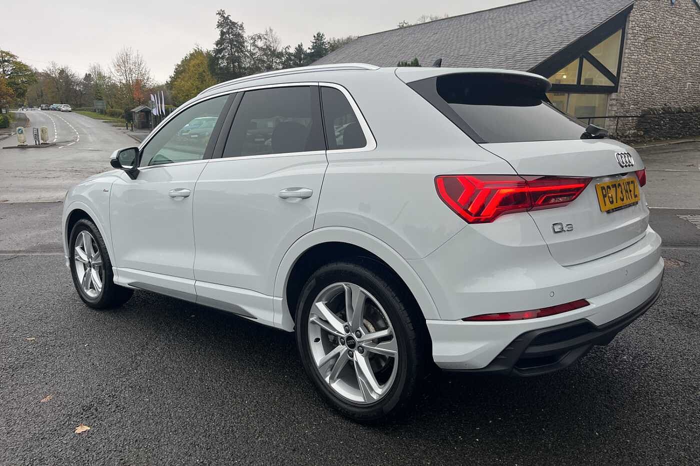 Used Audi Q3 2024 for sale - 76677709: Photo 3