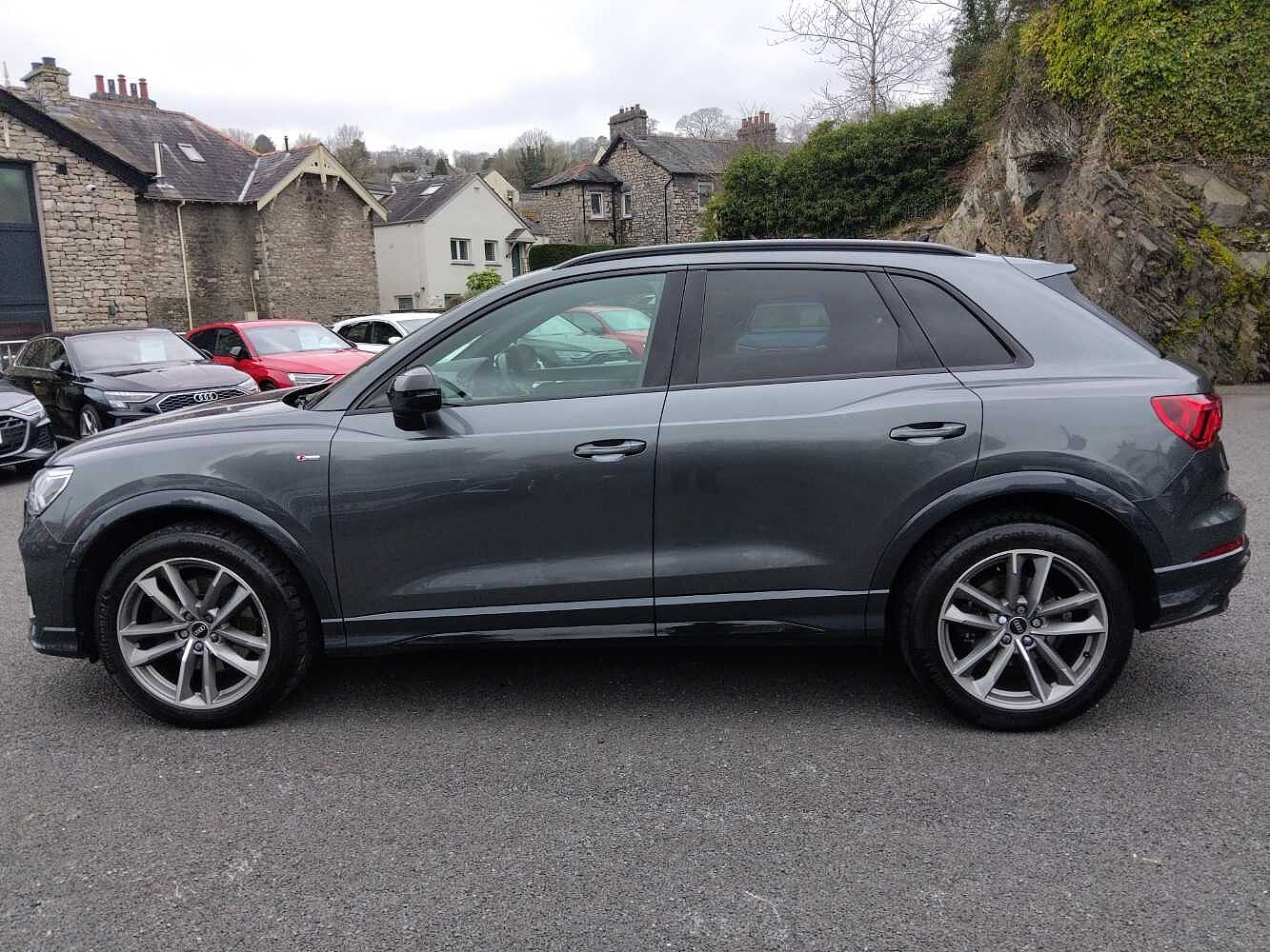 Used Audi Q3 2022 for sale - 77475019: Photo 4