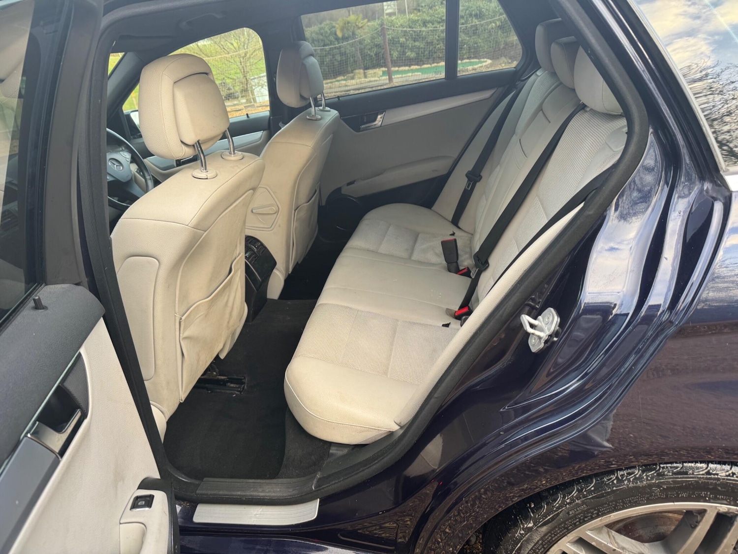 Used Mercedes-Benz C Class 2010 for sale - 77305566: Photo 17